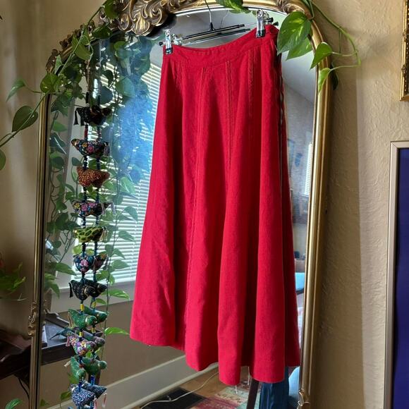 Vintage Red with white details By Petti gorgeous skirt size 24 - Picture 2 of 7